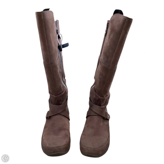 Boots Mid-calf Flats By The North Face In Brown, Size: 9