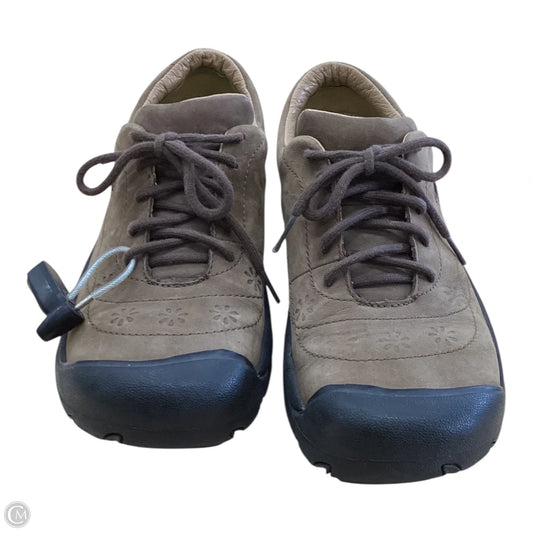 Shoes Hiking By Keen In Brown, Size: 9
