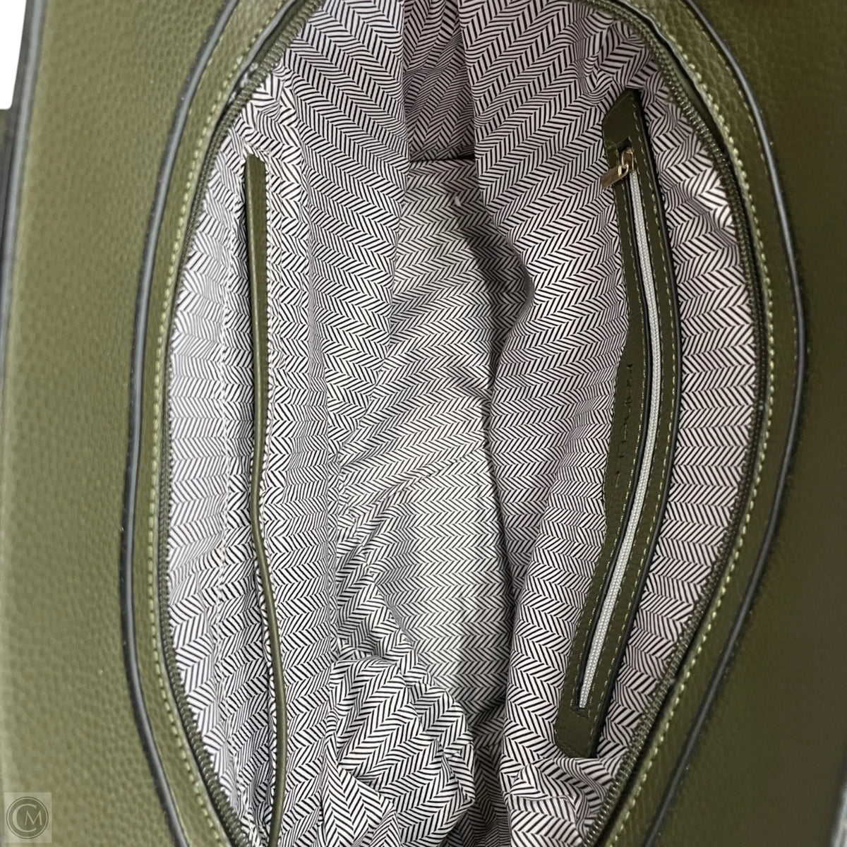 Handbag By Clothes Mentor, Size: Medium