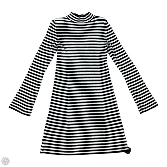 Dress Casual Short By Express In Striped Pattern, Size: S