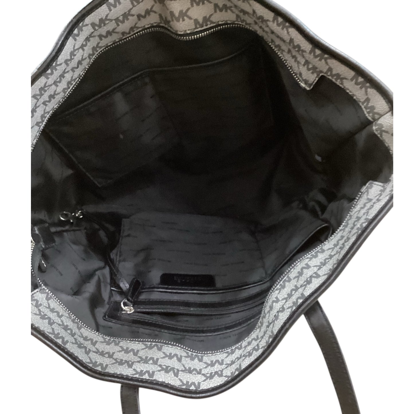 Handbag Designer By Michael Kors In Black, Size:Large
