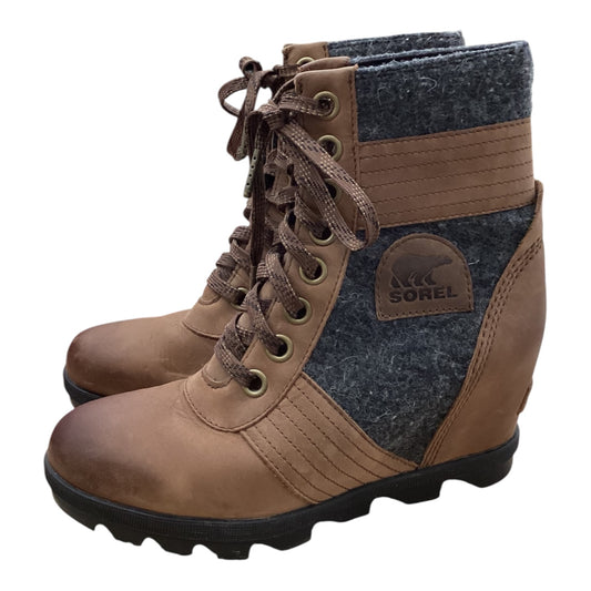 Boots Ankle Heels By Sorel In Grey & Tan, Size:7