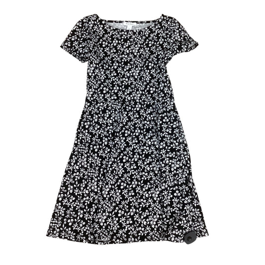 Dress Casual Short By White House Black Market In Black & White, Size:S